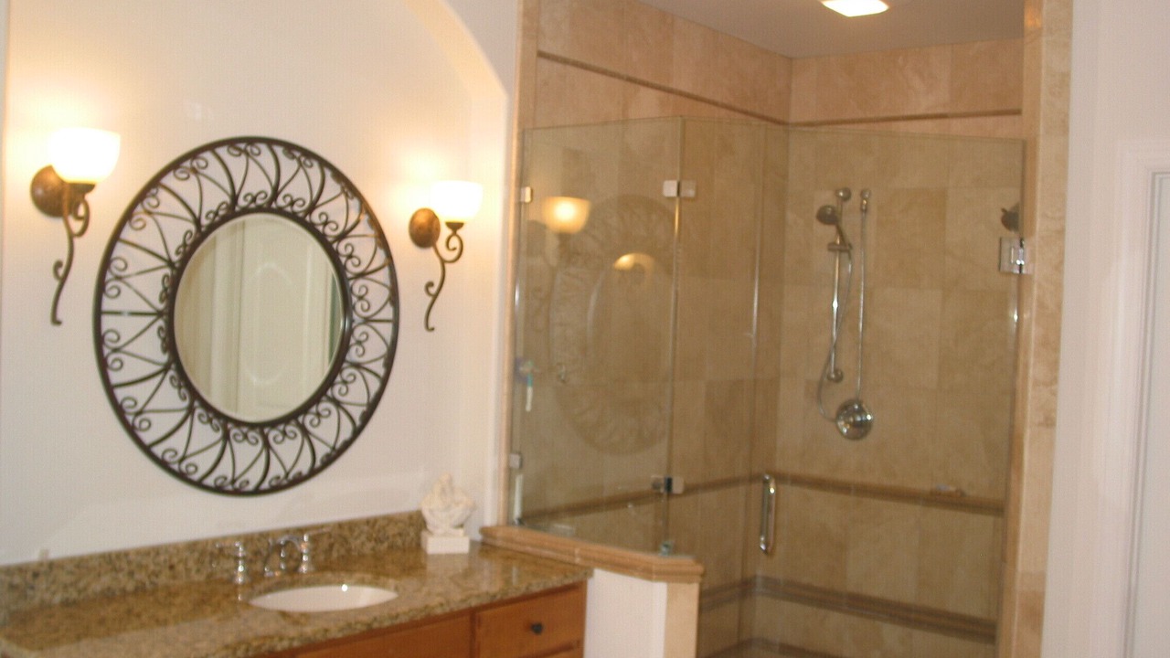 Photo of Bathroom in Appling