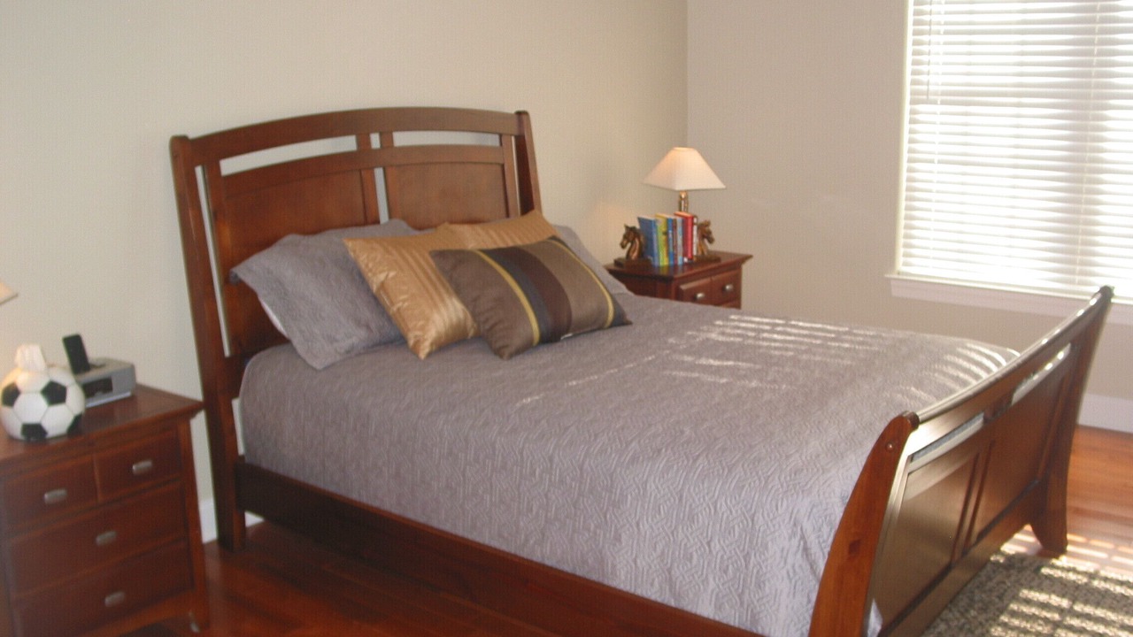 Photo of Bedroom in Appling