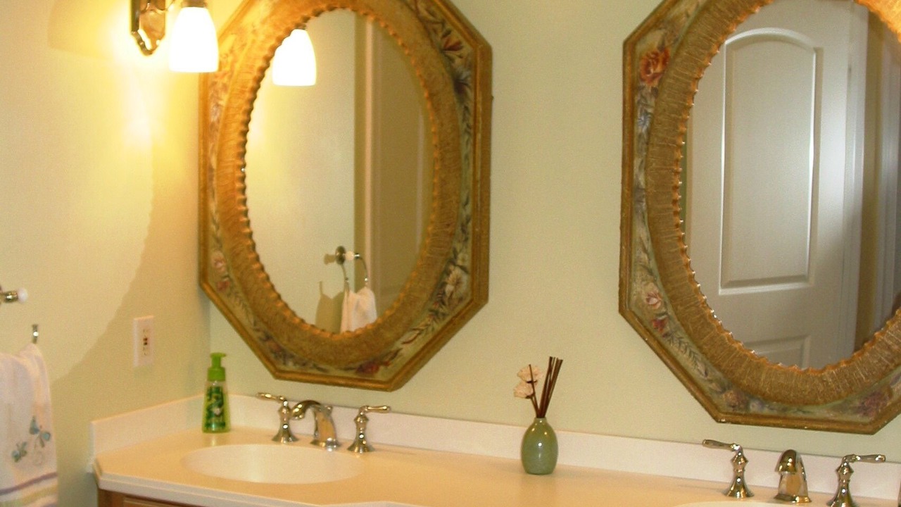 Photo of Bathroom in Appling