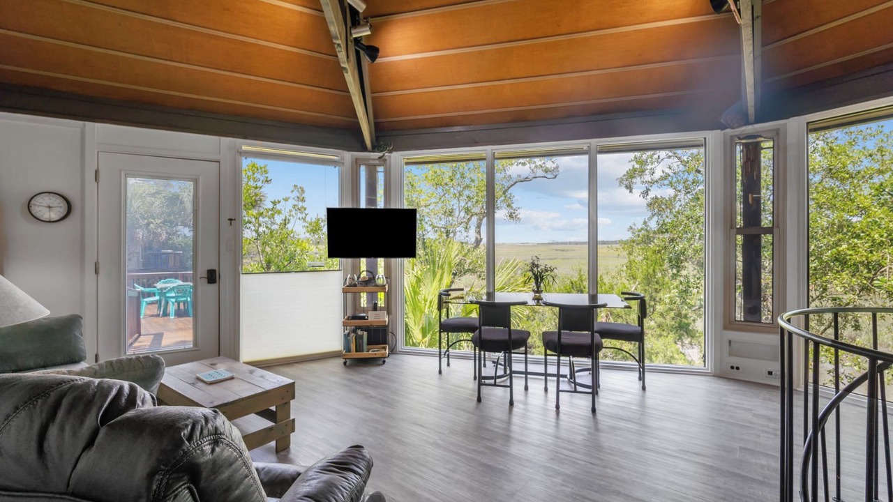 Photo of Bedroom in Saint Helena Island