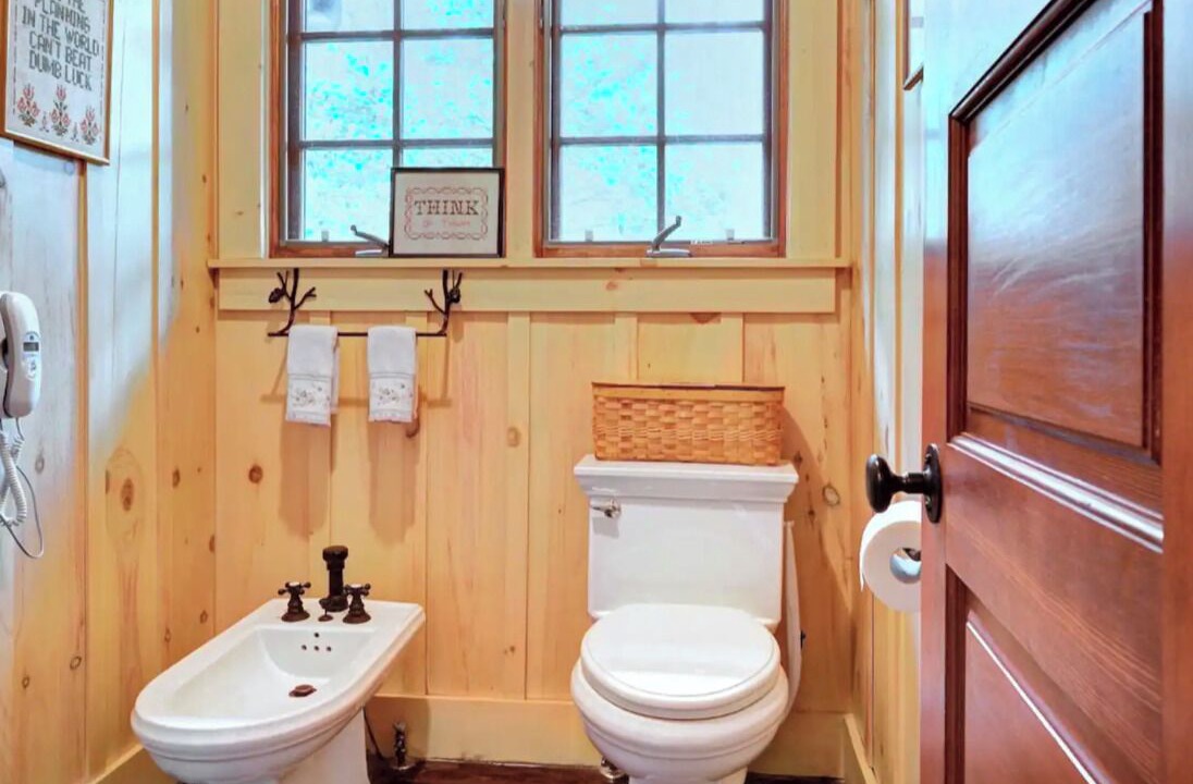 Photo of Bathroom in Highlands