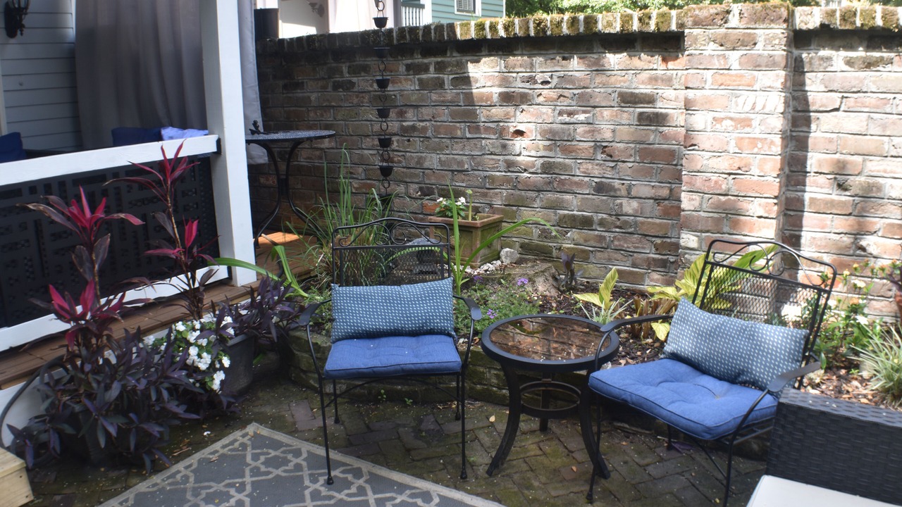 Photo of Patio Balcony in Historic Downtown Savannah