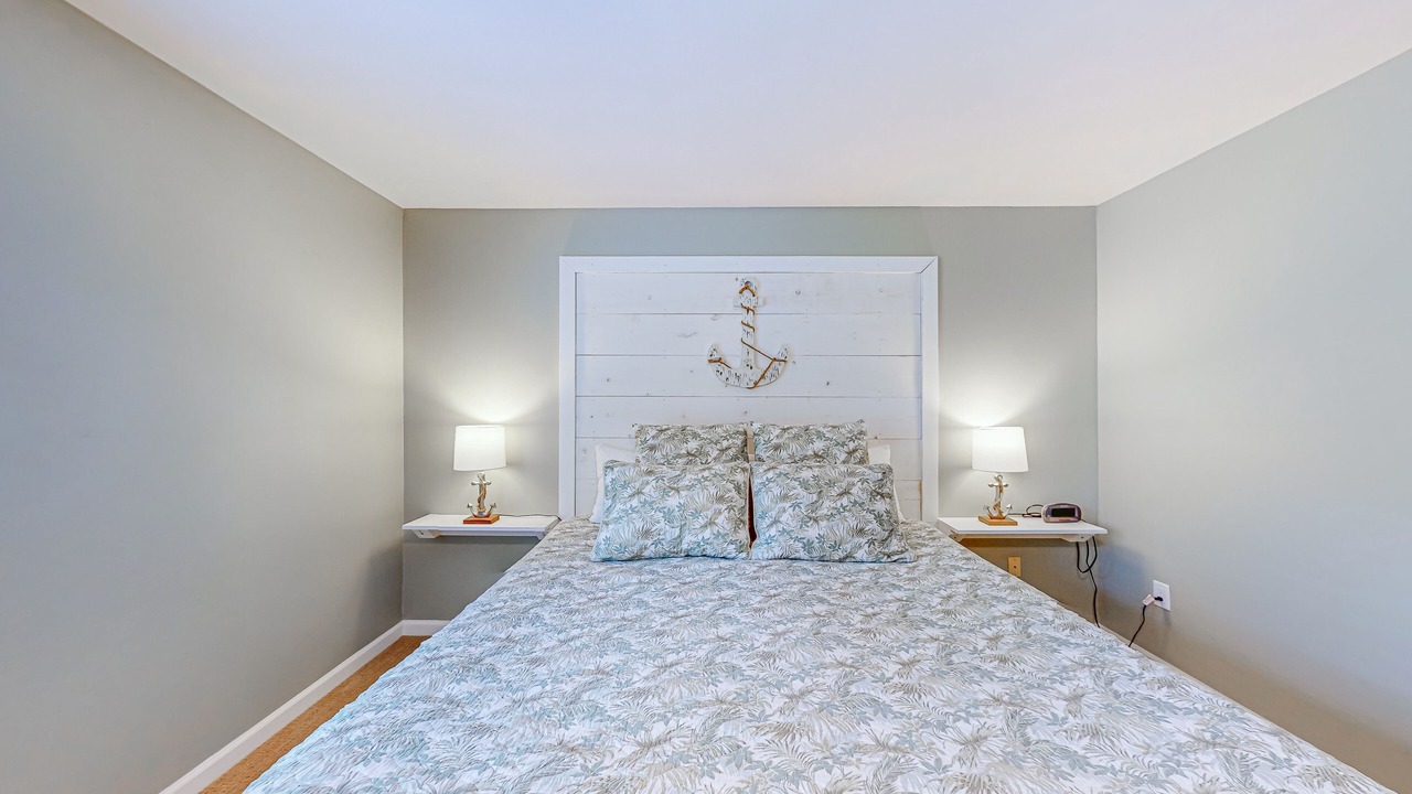 Photo of Bedroom in North Forest Beach