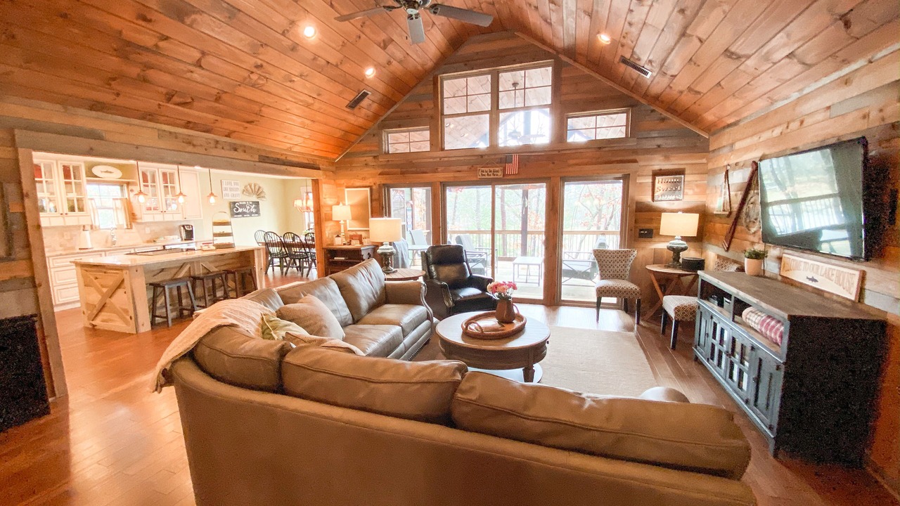 Photo of Livingroom in Hartwell