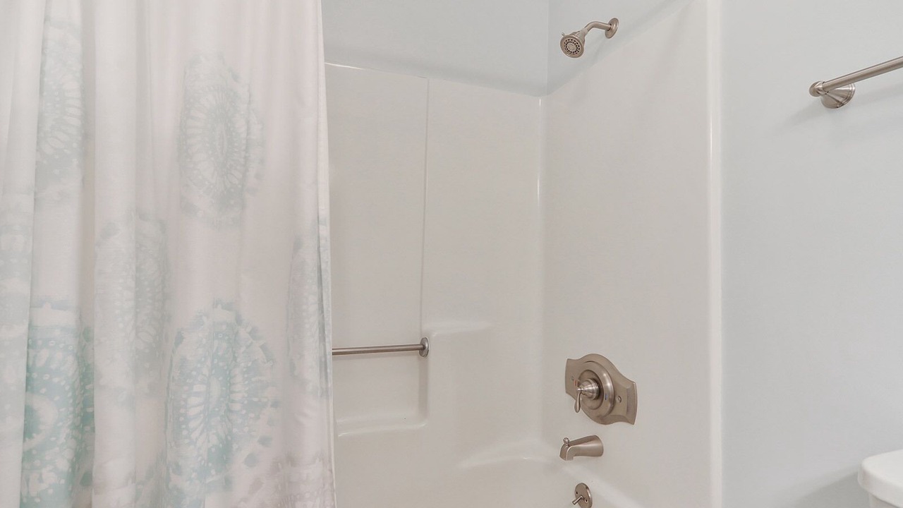 Photo of Bathroom in Night Heron