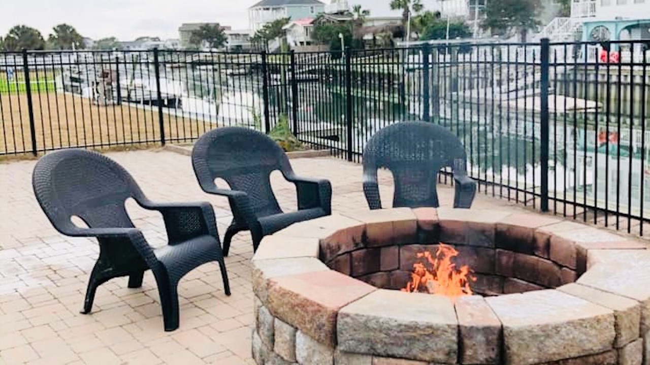 Photo of Patio Balcony in Inlet Harbour