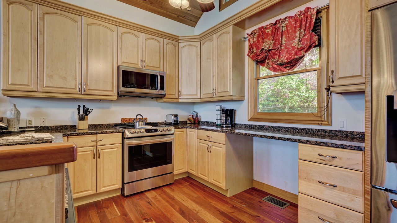 Photo of Kitchen in Glenville