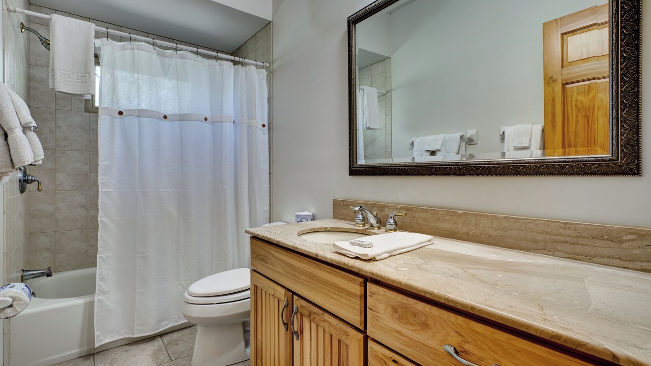 Photo of Bathroom in Glenville