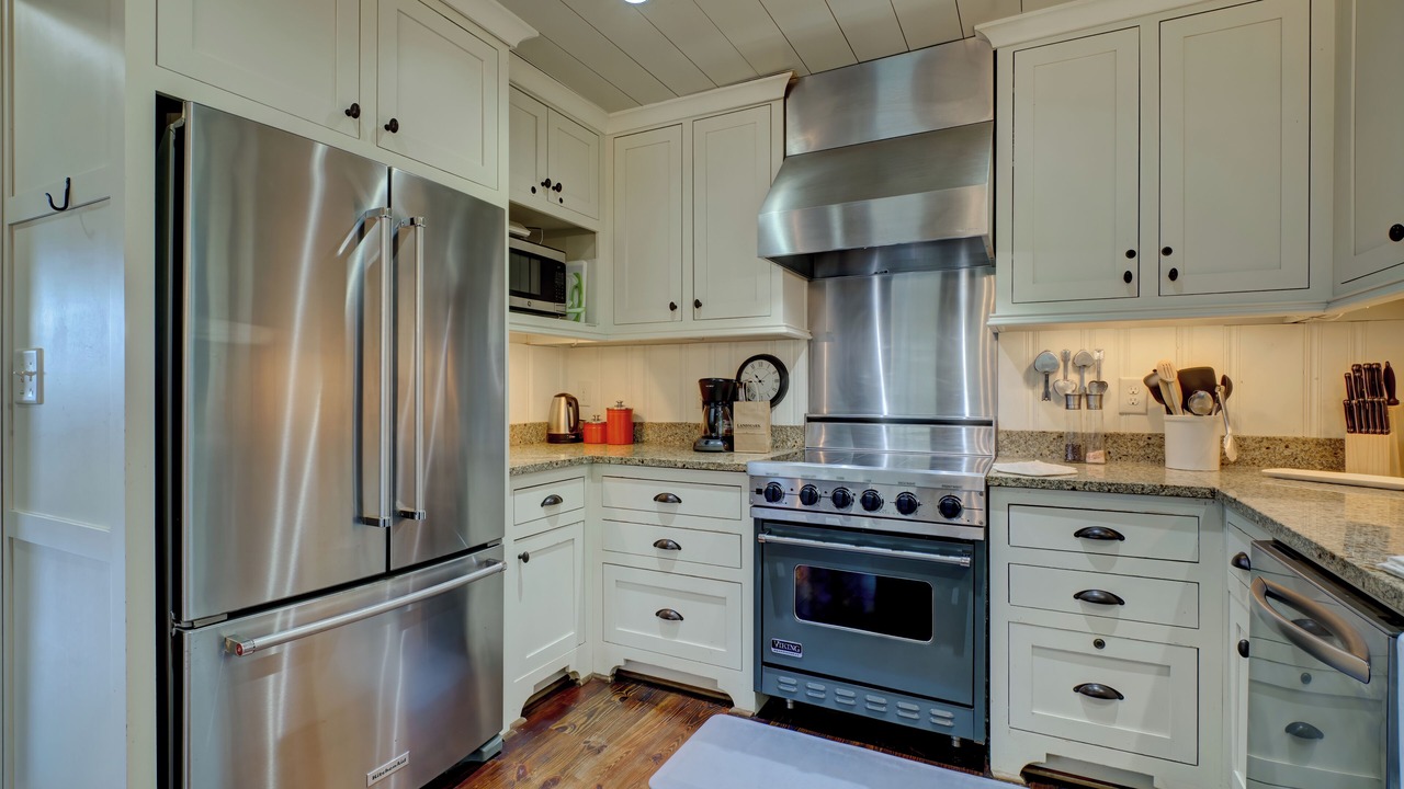 Photo of Kitchen in Glenville