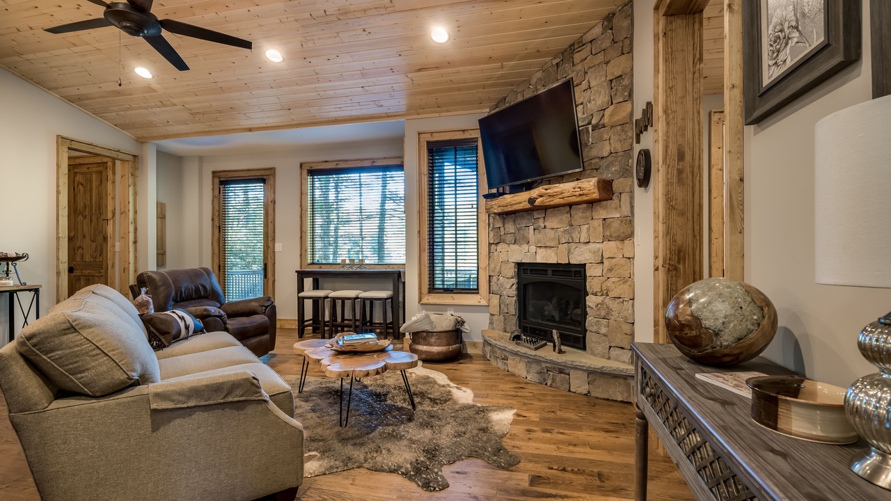 Photo of Livingroom in Glenville