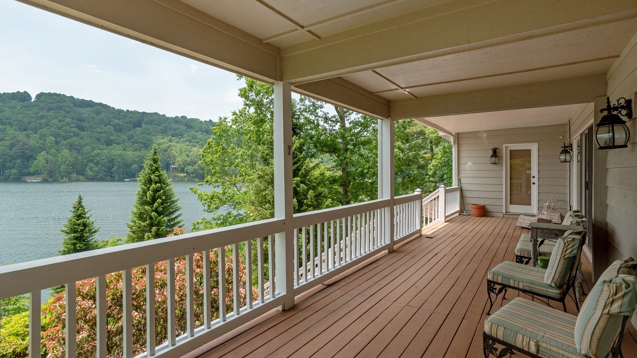 Photo of Patio Balcony in Cullowhee