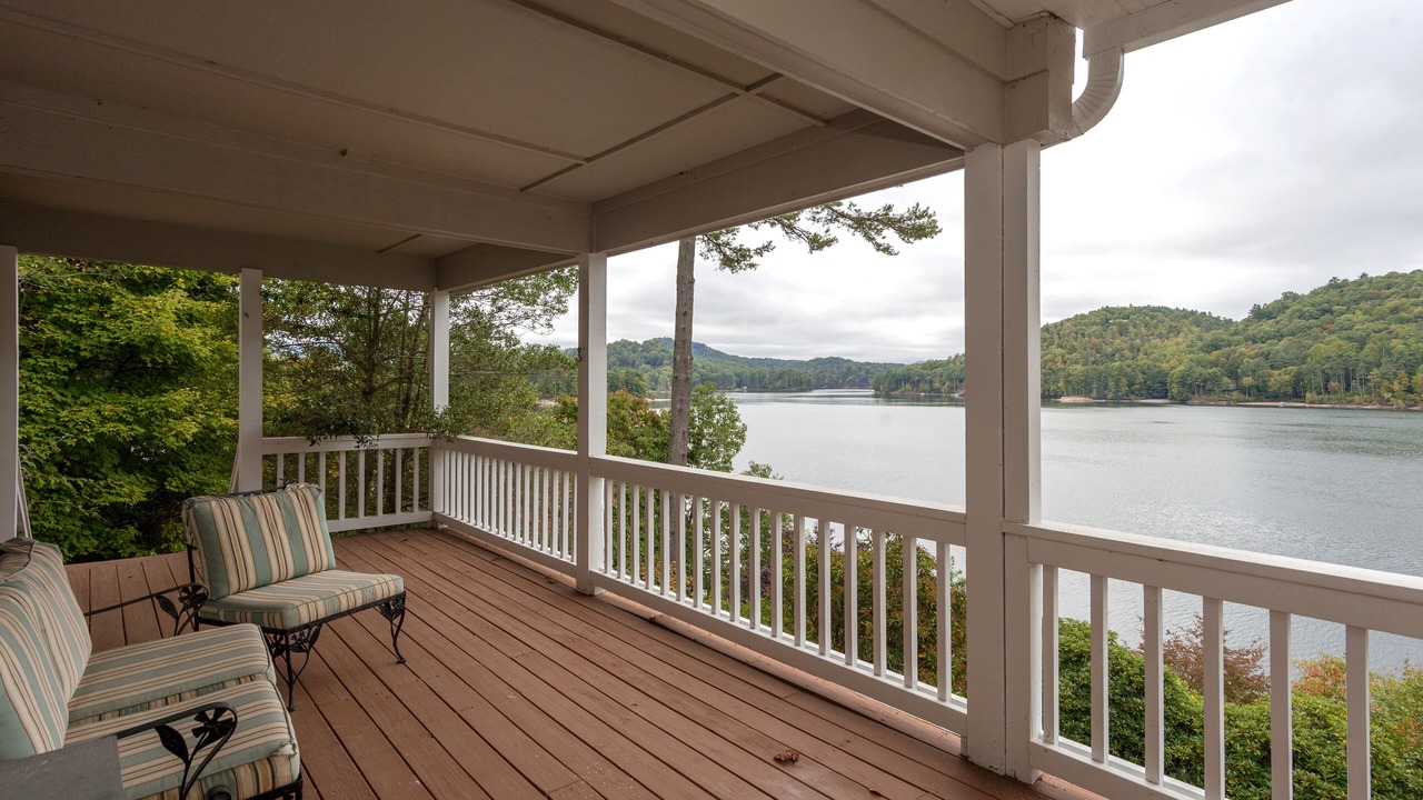 Photo of Patio Balcony in Cullowhee