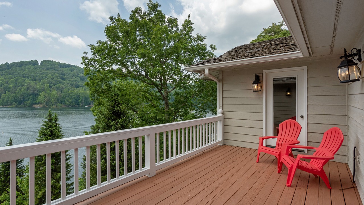 Photo of Patio Balcony in Cullowhee