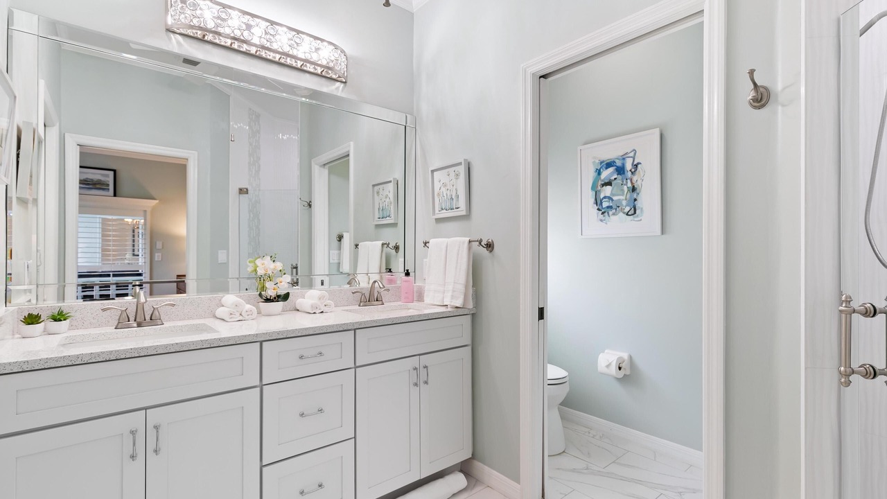 Photo of Bathroom in Falcons Glen