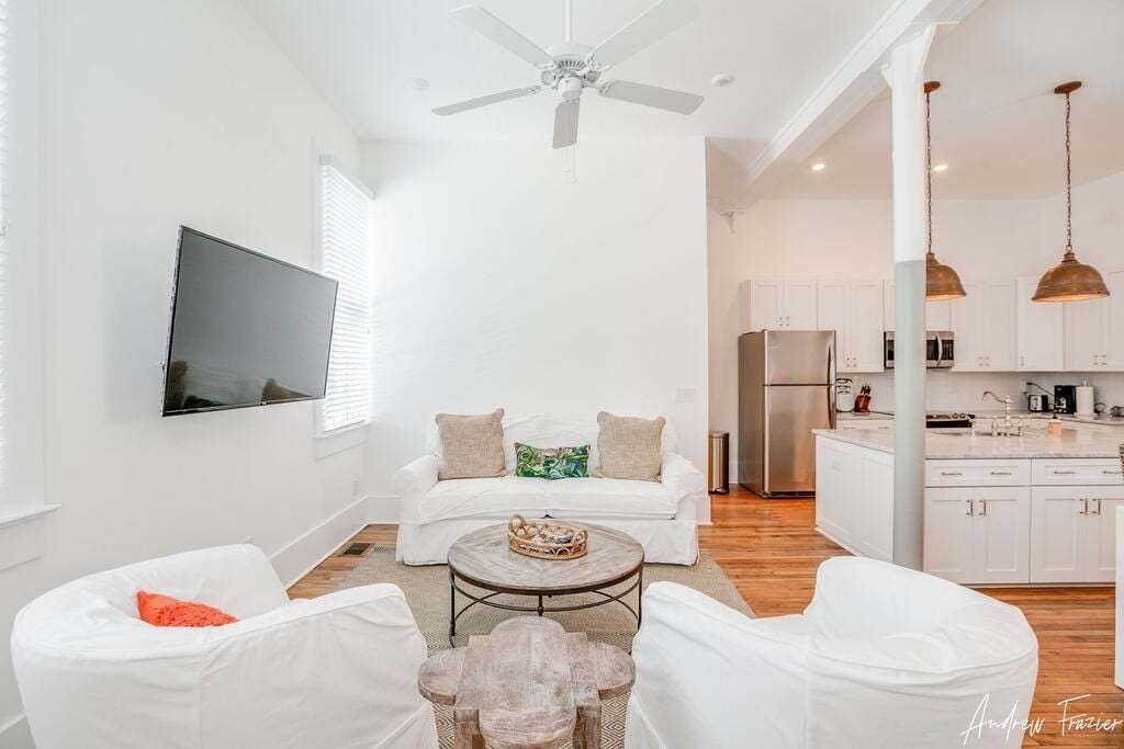 Photo of Livingroom in Tybee Island