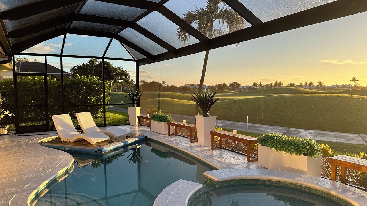 Photo of Outdoor in Naples