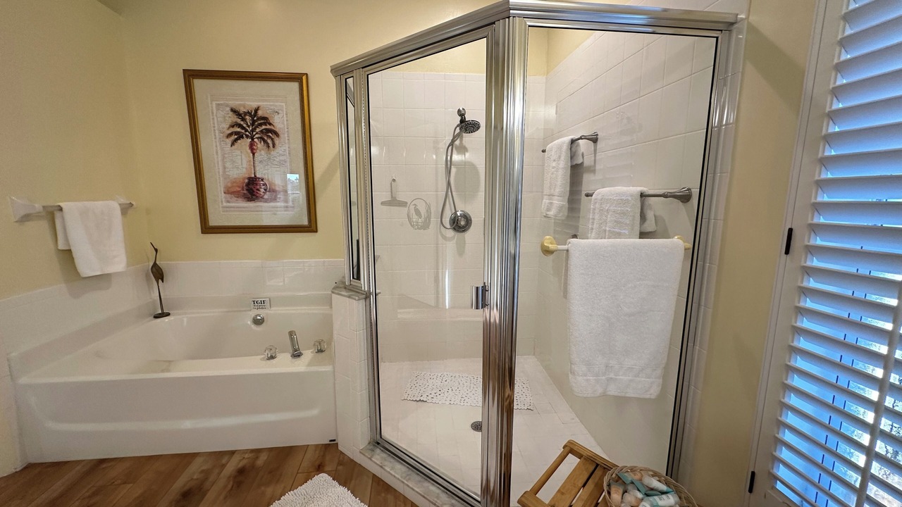 Photo of Bathroom in Naples