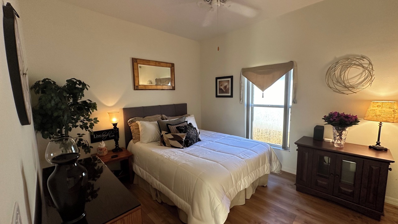 Photo of Bedroom in Naples
