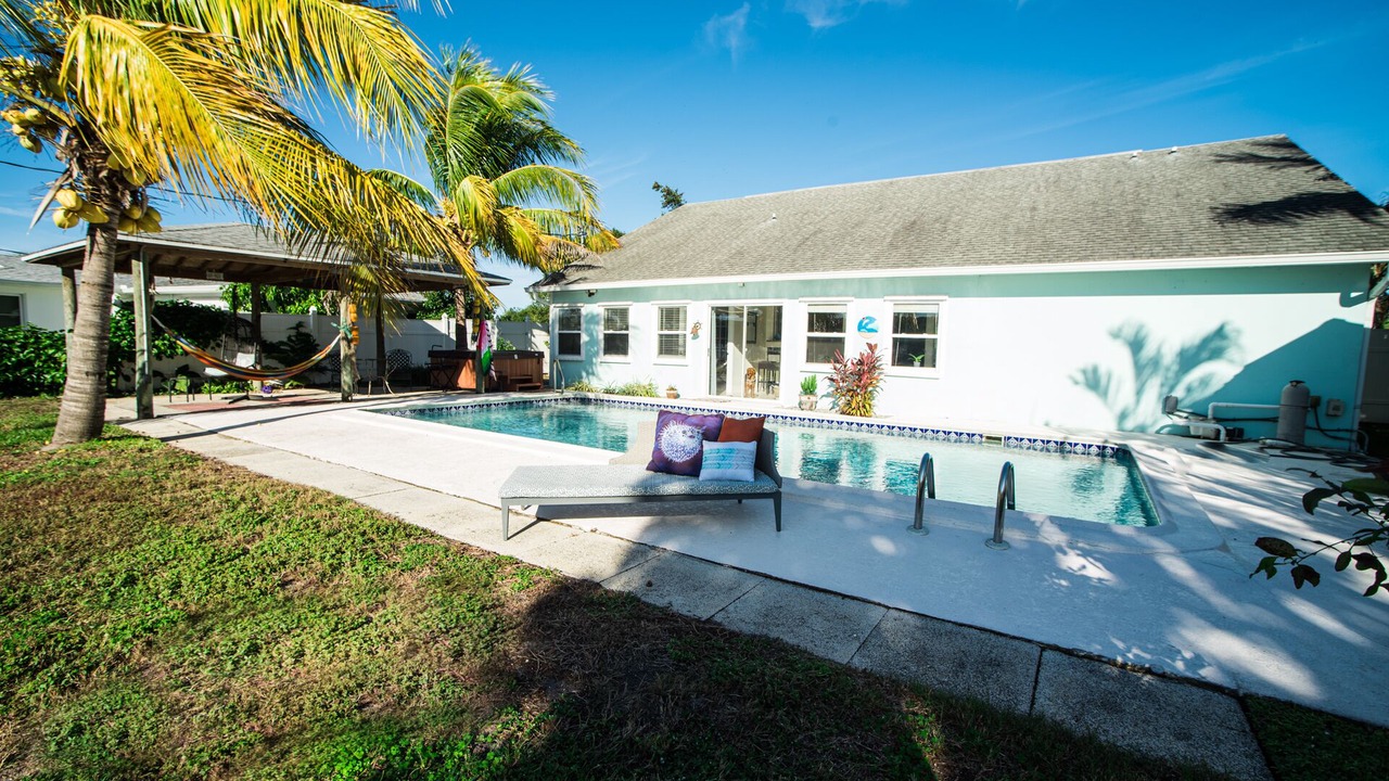 Photo of Outdoor in Sebastian Highlands