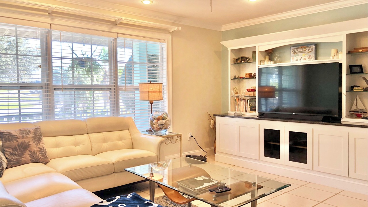 Photo of Livingroom in Sebastian Highlands