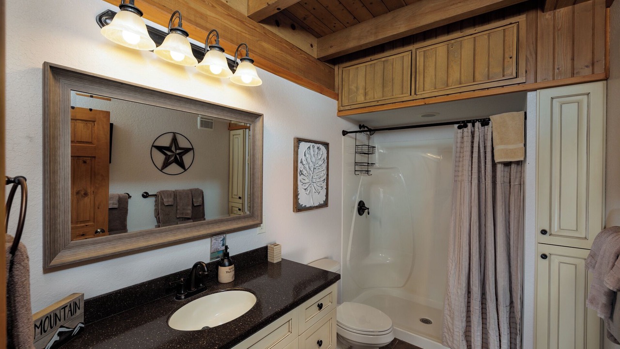 Photo of Bathroom in Whittier