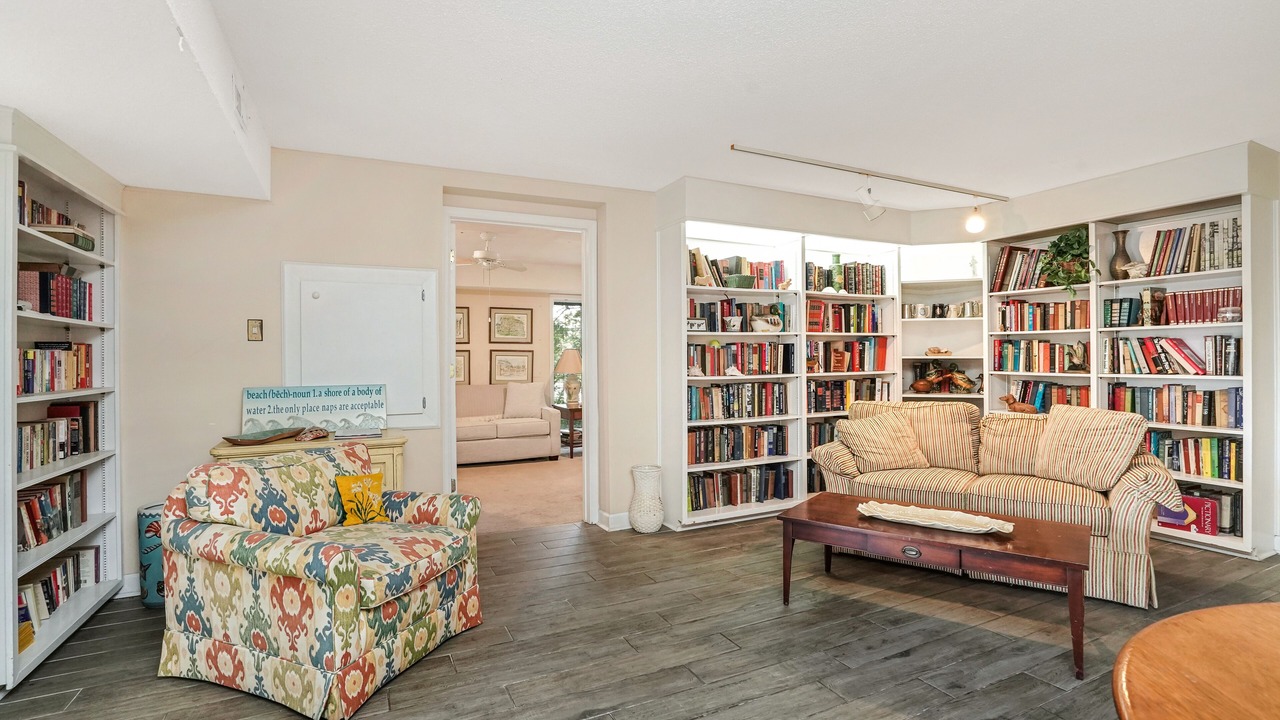 Photo of Livingroom in Inlet Harbour