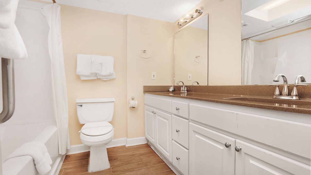 Photo of Bathroom in Inlet Harbour