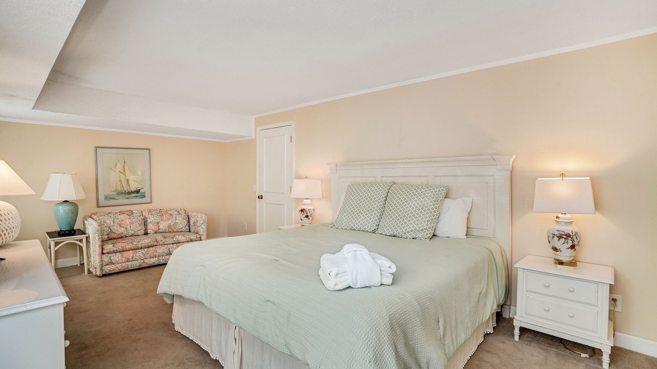 Photo of Bedroom in Inlet Harbour