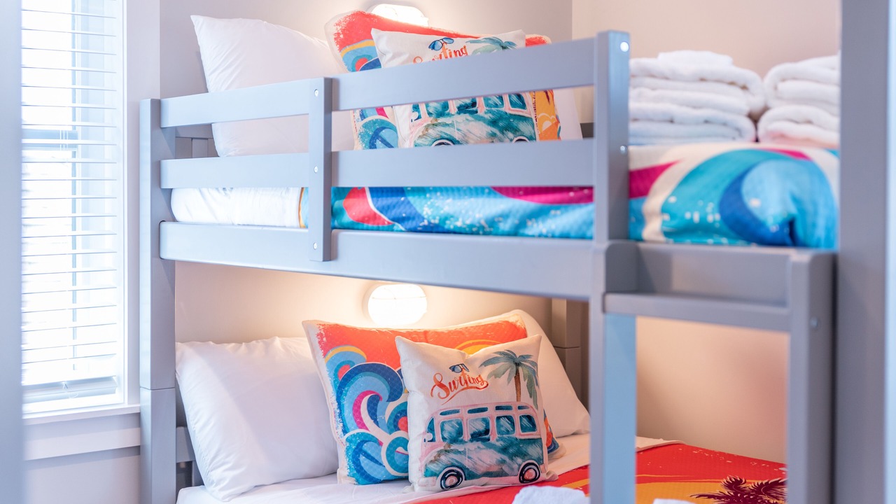 Photo of Bedroom in Folly Field