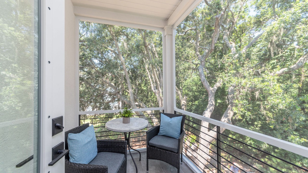 Photo of Outdoor in Folly Field