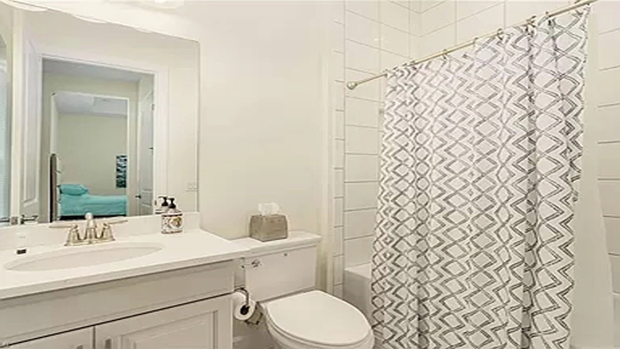 Photo of Bathroom in Naples