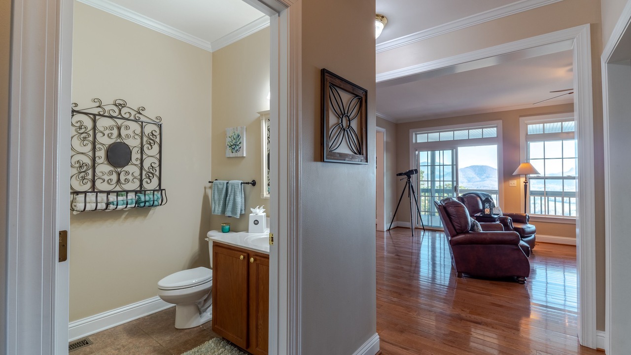 Photo of Bedroom in Hayesville