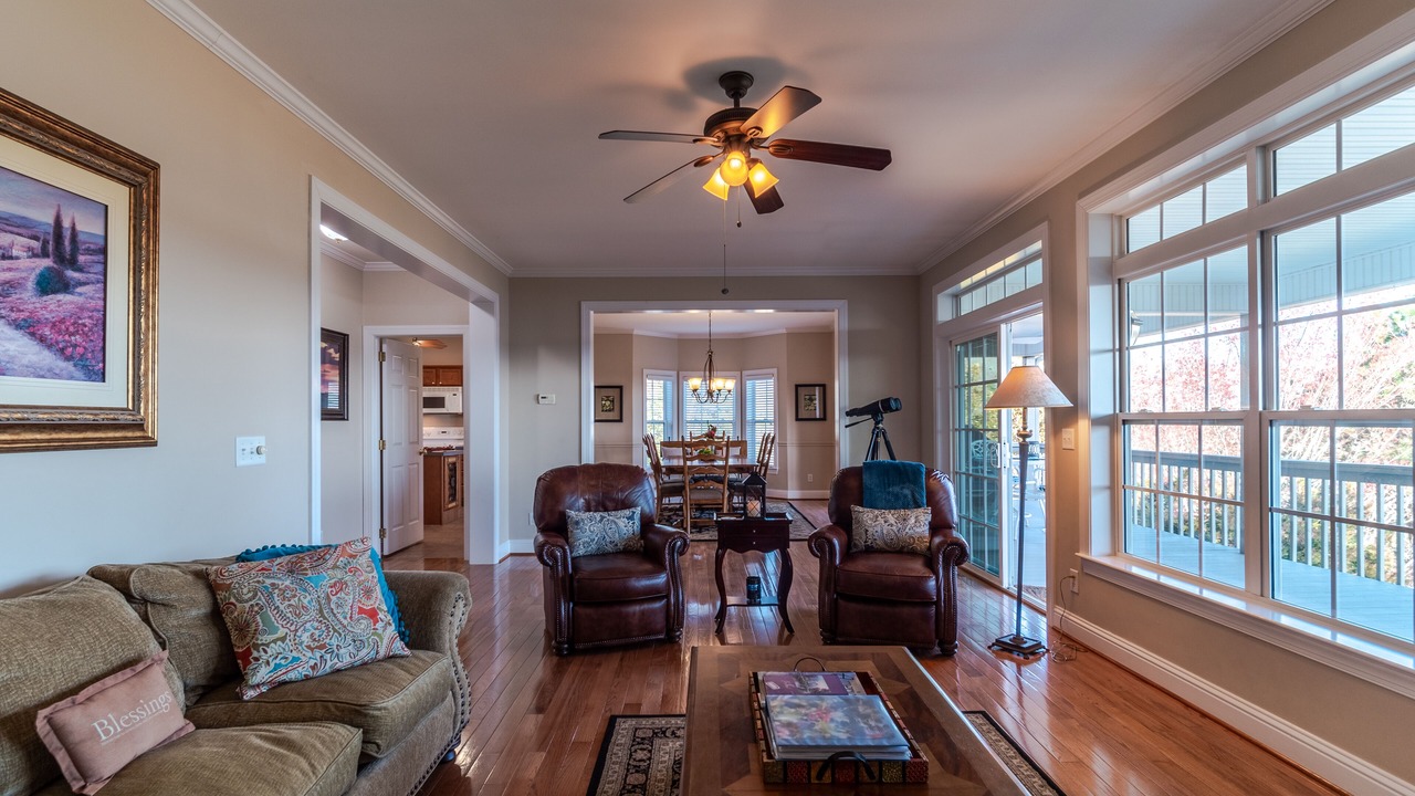 Photo of Bedroom in Hayesville