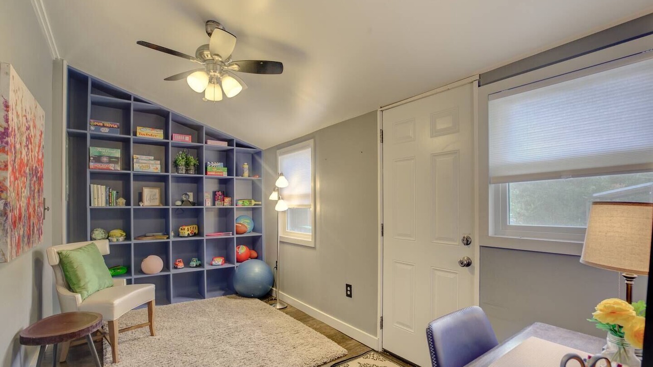 Photo of Bedroom in Bloomingdale