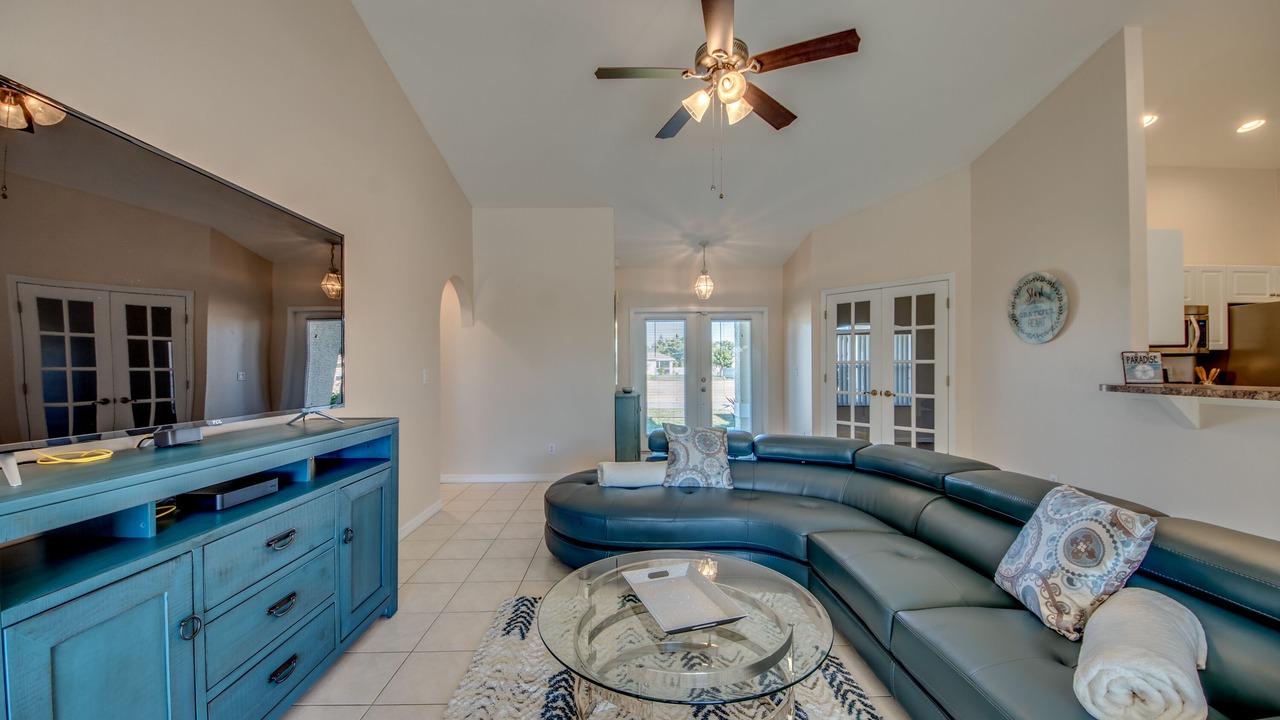 Photo of Livingroom in Trafalgar