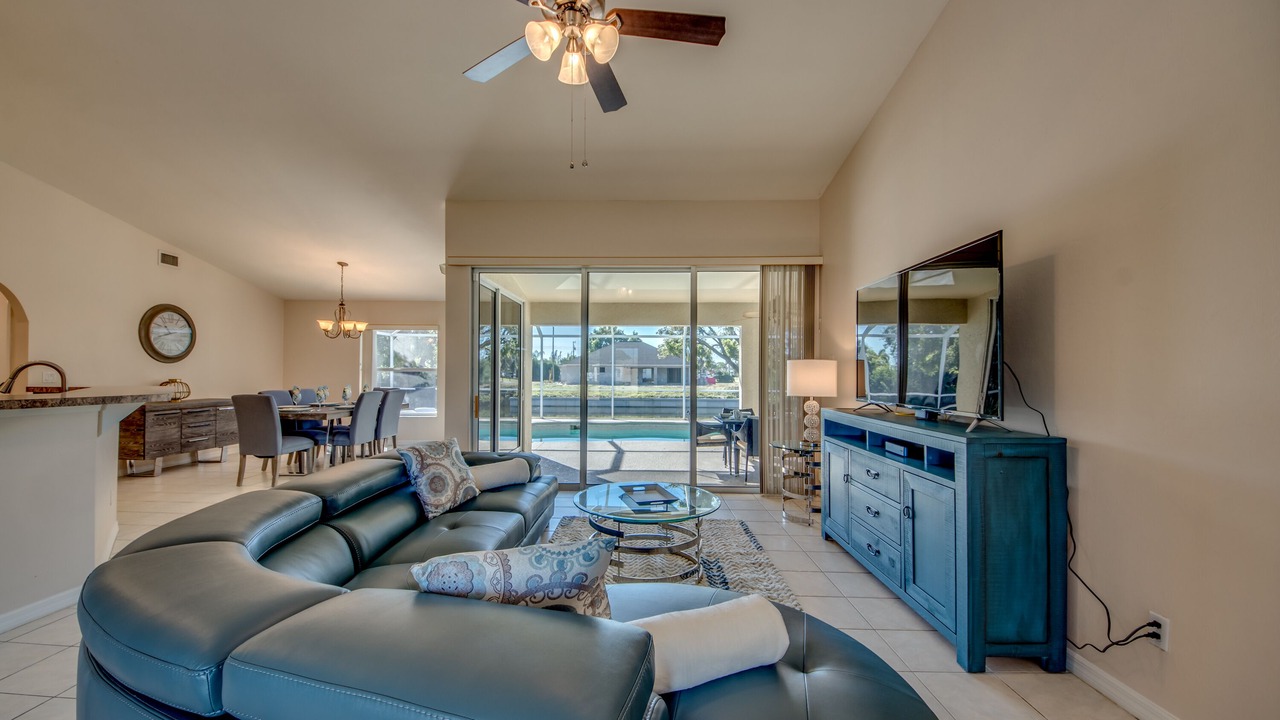 Photo of Livingroom in Trafalgar