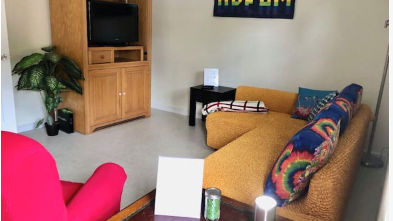 Photo of Livingroom in South View