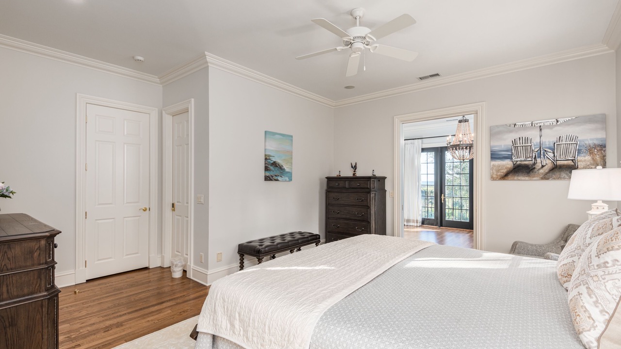 Photo of Bedroom in Vanderhorst Plantation