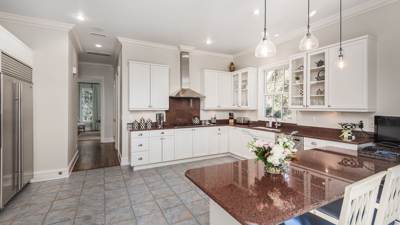 Photo of Kitchen in Vanderhorst Plantation