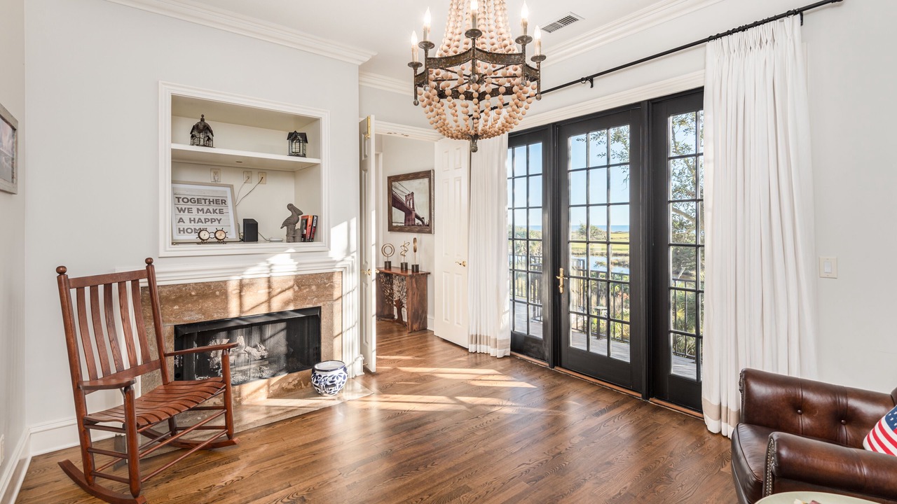 Photo of Livingroom in Vanderhorst Plantation