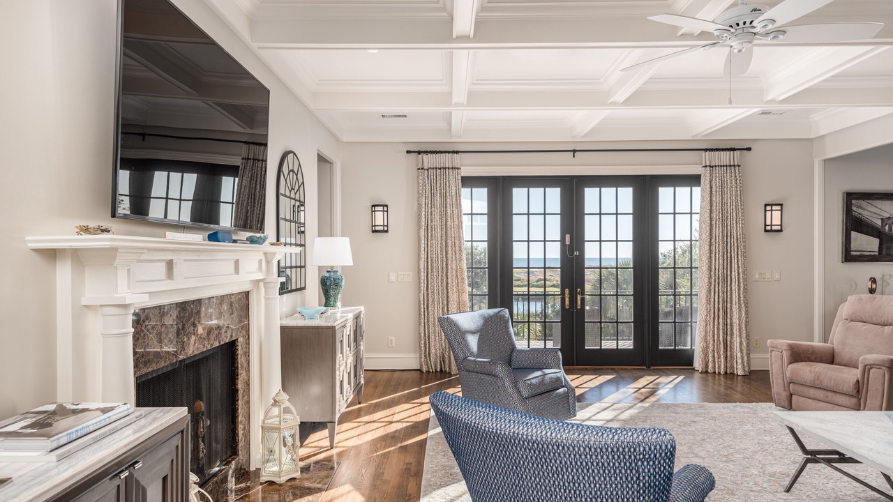 Photo of Livingroom in Vanderhorst Plantation
