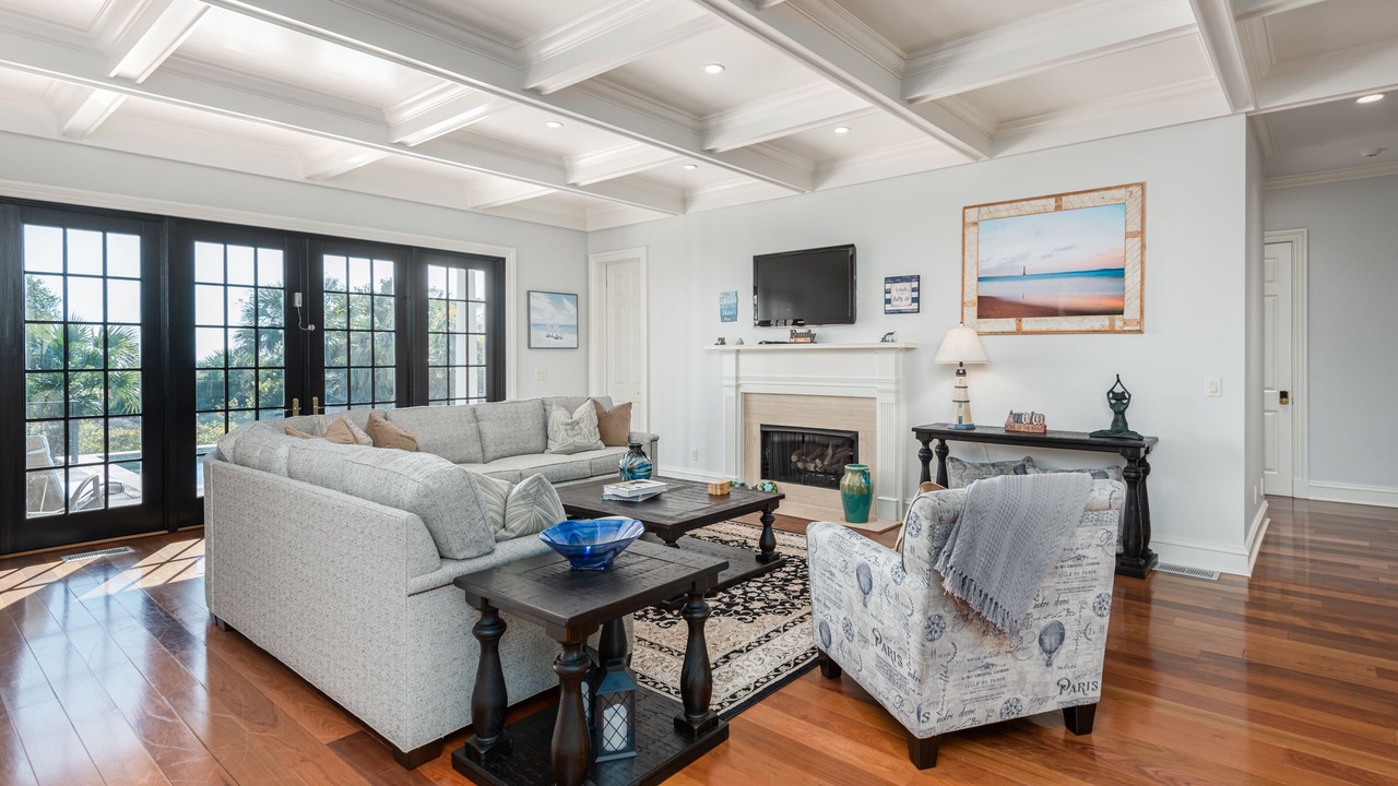 Photo of Livingroom in Vanderhorst Plantation