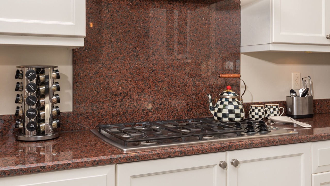 Photo of Kitchen in Vanderhorst Plantation