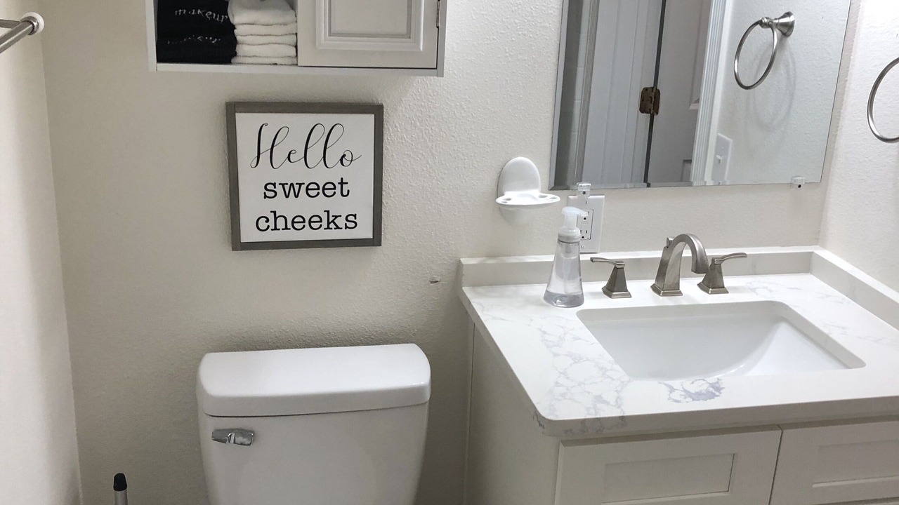 Photo of Bathroom in New Melbourne Beach