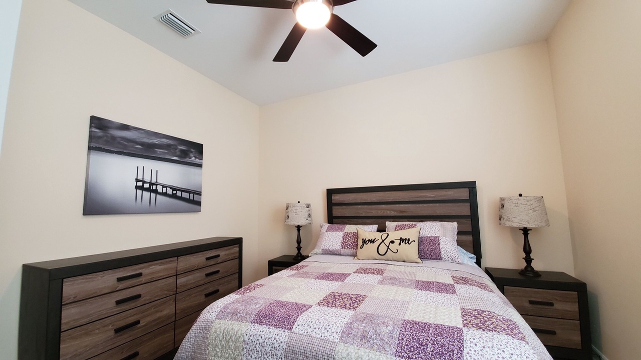 Photo of Bedroom in Laurel