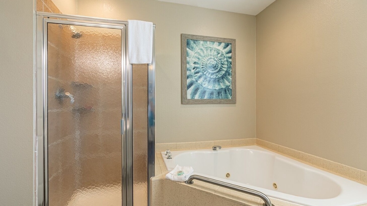Photo of Bathroom in Ocean Ridge