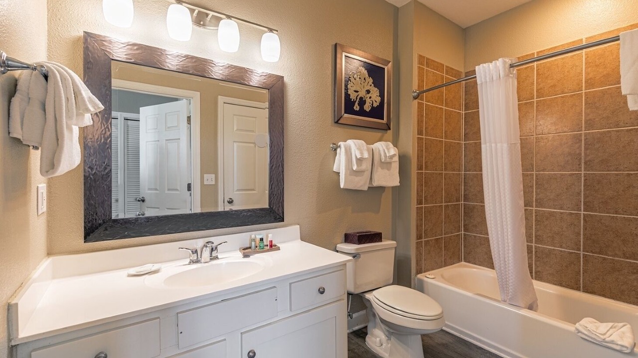 Photo of Bathroom in Ocean Ridge