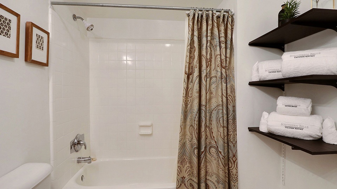 Photo of Bathroom in Savannah Victorian District
