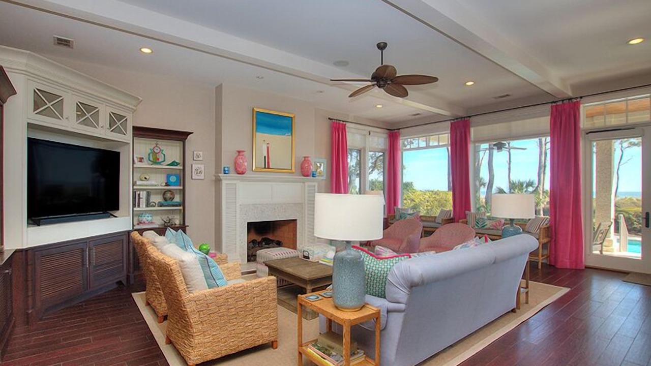 Photo of Livingroom in Oceanside