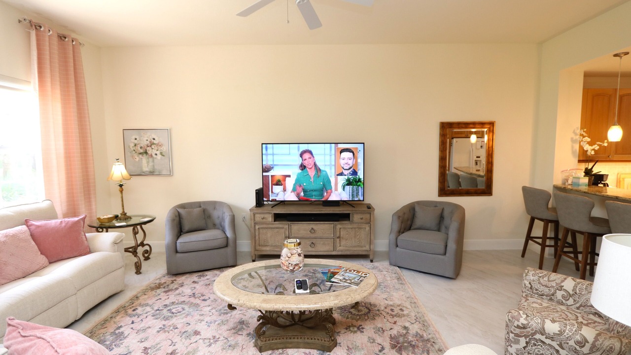 Photo of Livingroom in Naples